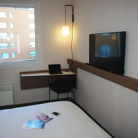 Greet Paris Nord 18è 2* Saint-Denis (Seine-Saint-Denis)