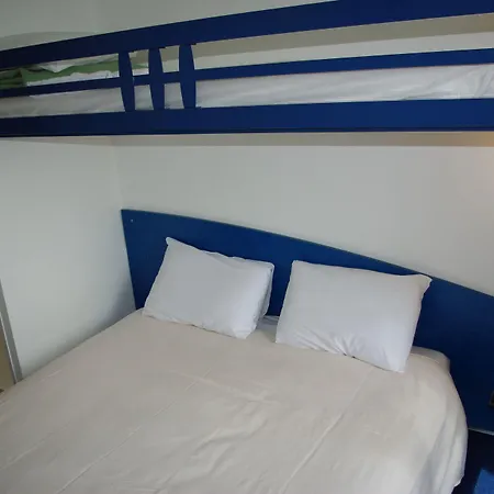 Greet Paris Nord 18è 2*