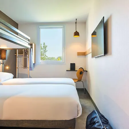 Greet Paris Nord 18è Hotel 2*