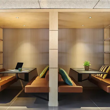 Greet Paris Porte De La Chapelle - Arena ホテル サン＝ドニ