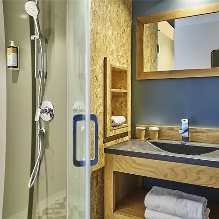 Greet Paris Porte De La Chapelle - Arena Hotel