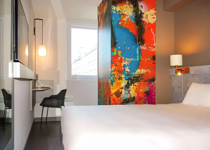 Greet Paris Porte De La Chapelle - Arena 2*