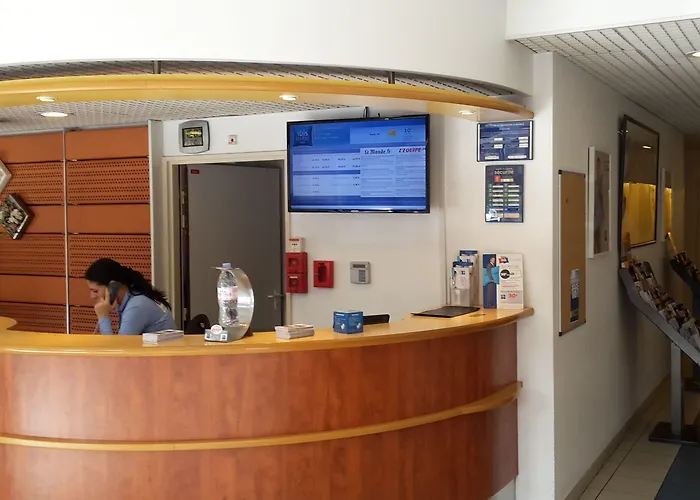 Greet Paris Porte De La Chapelle - Arena Saint-Denis