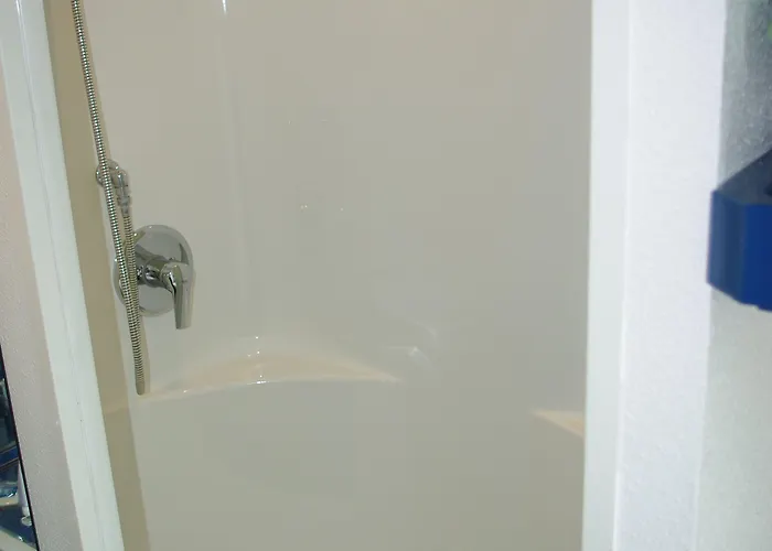 Greet Paris Porte De La Chapelle - Arena 2*