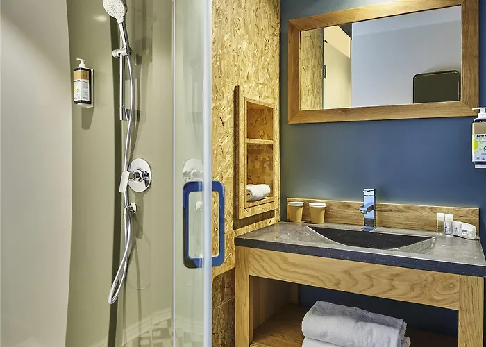 Greet Paris Porte De La Chapelle - Arena Szálloda