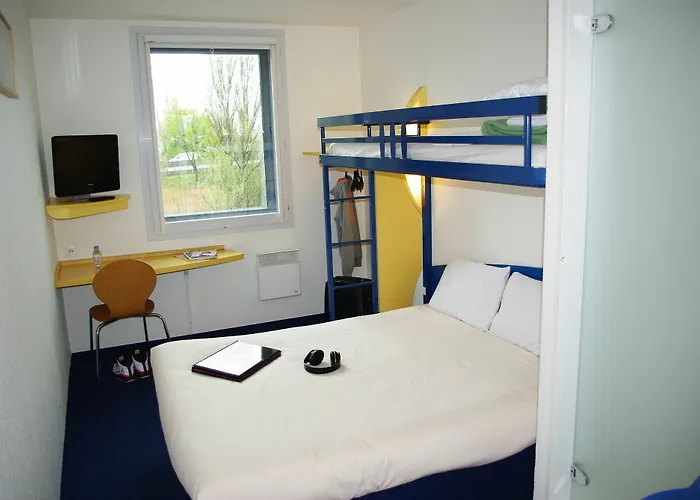 Greet Paris Porte De La Chapelle - Arena 2*